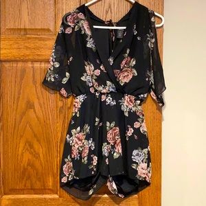 Floral Romper - Size Medium